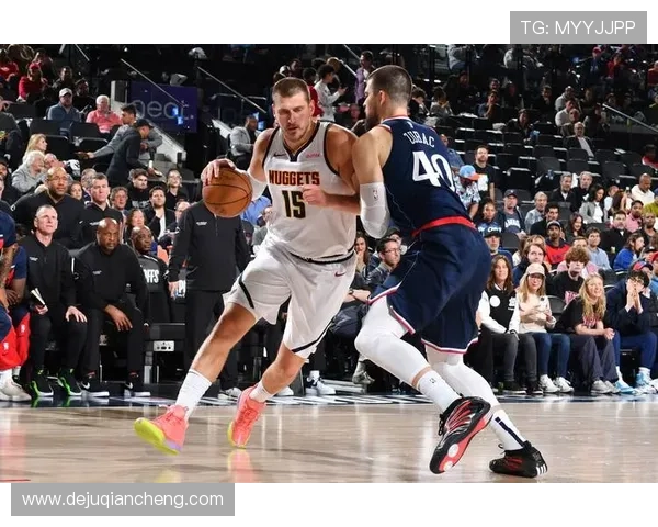 卢教练分析祖巴茨表现受限原因强调魔术防守让其难以发挥优势